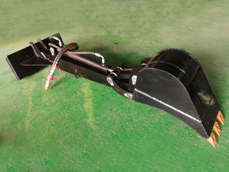 小型滑移裝載機(jī)屬具直挖